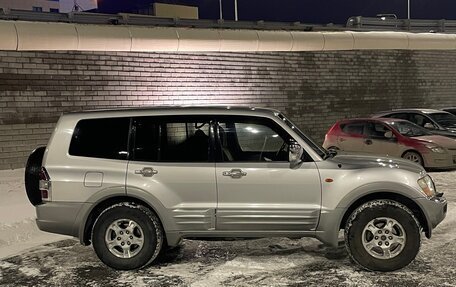 Mitsubishi Pajero III рестайлинг, 2000 год, 920 000 рублей, 3 фотография