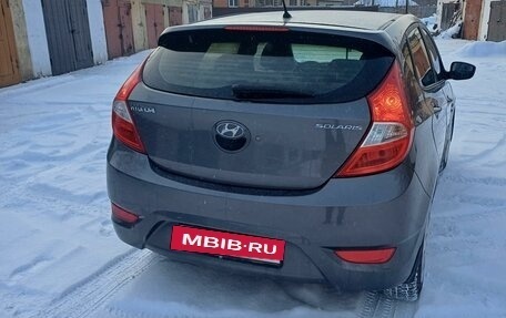 Hyundai Solaris II рестайлинг, 2012 год, 650 000 рублей, 5 фотография