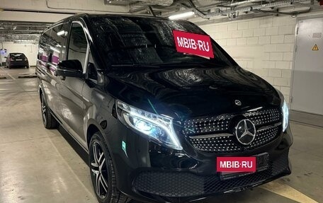 Mercedes-Benz V-Класс, 2022 год, 17 200 000 рублей, 3 фотография