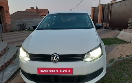 Volkswagen Polo VI (EU Market), 2012 год, 585 000 рублей, 14 фотография