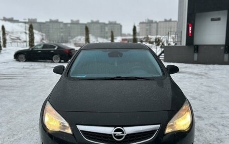 Opel Astra J, 2011 год, 750 000 рублей, 1 фотография