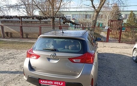 Toyota Auris II, 2013 год, 1 400 000 рублей, 7 фотография