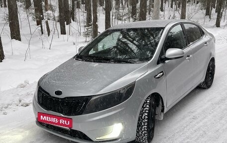 KIA Rio III рестайлинг, 2012 год, 900 000 рублей, 3 фотография