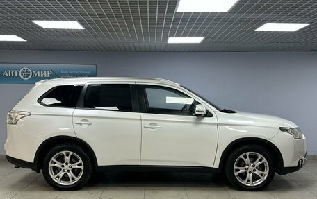 Mitsubishi Outlander III рестайлинг 3, 2014 год, 1 503 000 рублей, 4 фотография