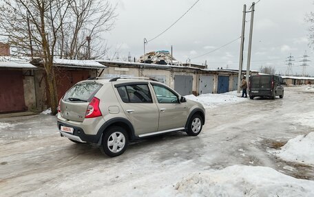 Renault Sandero II рестайлинг, 2014 год, 850 000 рублей, 4 фотография