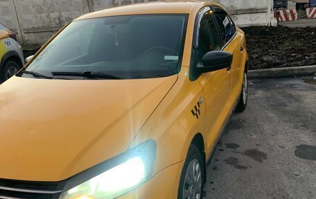 Volkswagen Polo VI (EU Market), 2016 год, 710 000 рублей, 6 фотография