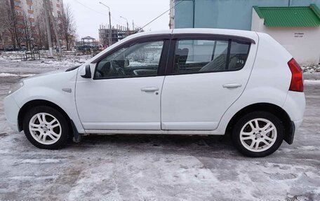 Renault Sandero II рестайлинг, 2014 год, 870 000 рублей, 3 фотография