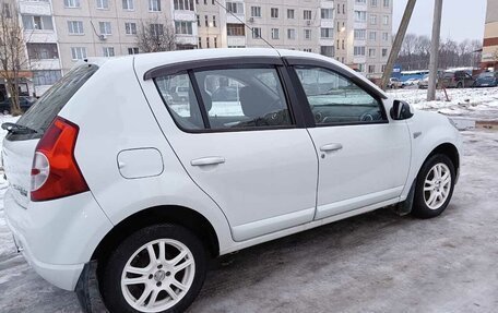 Renault Sandero II рестайлинг, 2014 год, 870 000 рублей, 7 фотография