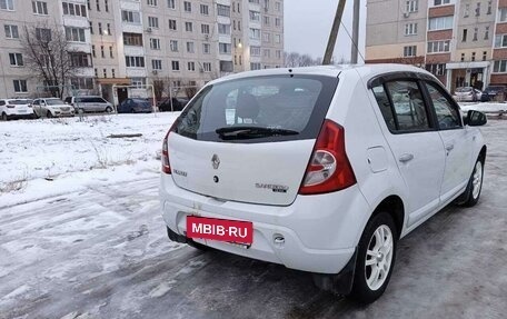 Renault Sandero II рестайлинг, 2014 год, 870 000 рублей, 5 фотография