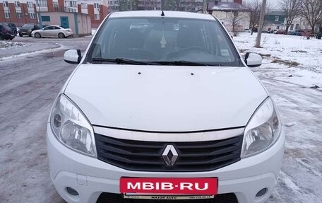 Renault Sandero II рестайлинг, 2014 год, 870 000 рублей, 4 фотография