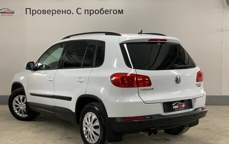 Volkswagen Tiguan I, 2015 год, 1 995 000 рублей, 5 фотография