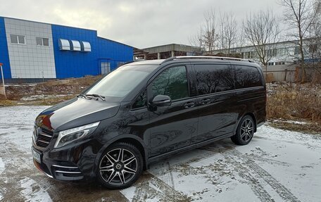 Mercedes-Benz V-Класс, 2018 год, 5 970 000 рублей, 9 фотография