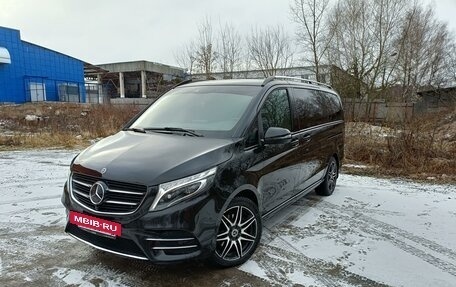 Mercedes-Benz V-Класс, 2018 год, 5 970 000 рублей, 5 фотография