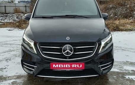 Mercedes-Benz V-Класс, 2018 год, 5 970 000 рублей, 15 фотография