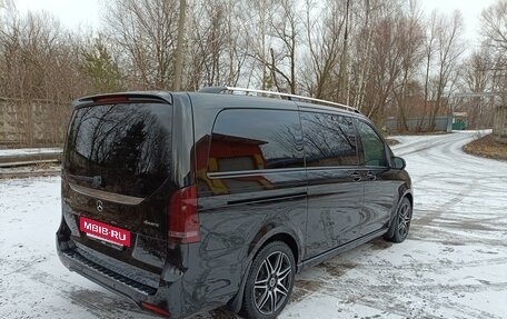 Mercedes-Benz V-Класс, 2018 год, 5 970 000 рублей, 7 фотография