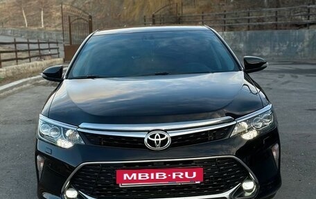 Toyota Camry, 2018 год, 2 500 000 рублей, 2 фотография