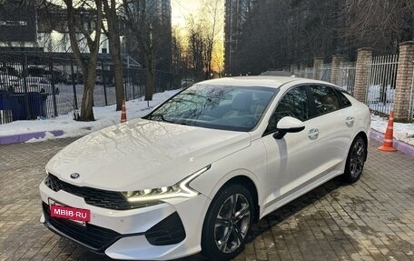 KIA K5, 2021 год, 2 900 000 рублей, 5 фотография