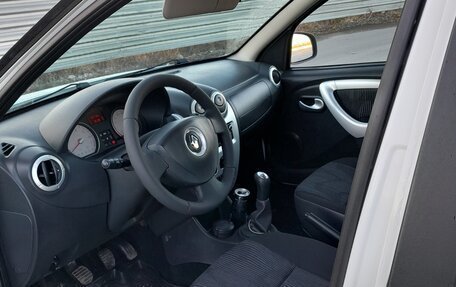 Renault Sandero II рестайлинг, 2013 год, 810 000 рублей, 4 фотография