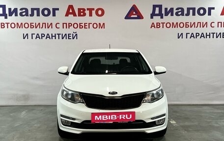 KIA Rio III рестайлинг, 2016 год, 989 000 рублей, 2 фотография