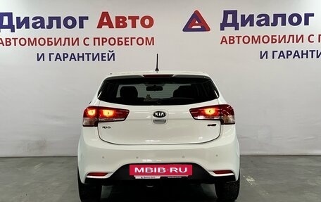 KIA Rio III рестайлинг, 2016 год, 989 000 рублей, 4 фотография