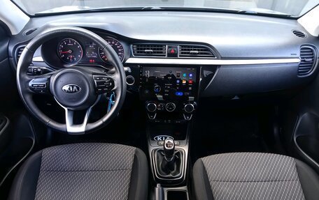 KIA Rio IV, 2018 год, 1 299 000 рублей, 13 фотография