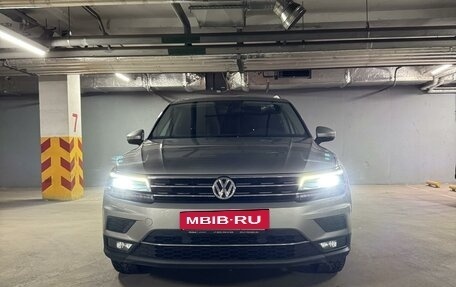 Volkswagen Tiguan II, 2017 год, 2 999 999 рублей, 35 фотография