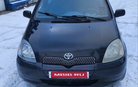 Toyota Yaris I рестайлинг, 2000 год, 250 000 рублей, 6 фотография