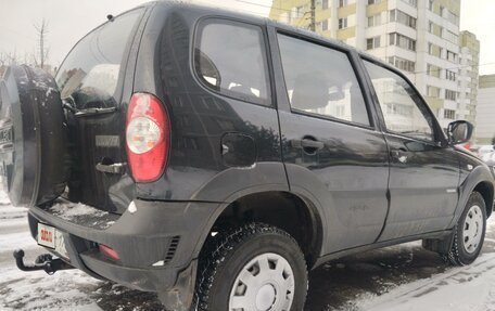 Chevrolet Niva I рестайлинг, 2015 год, 550 000 рублей, 3 фотография