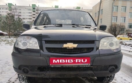 Chevrolet Niva I рестайлинг, 2015 год, 550 000 рублей, 8 фотография