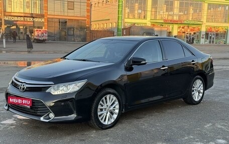 Toyota Camry, 2015 год, 1 990 000 рублей, 2 фотография