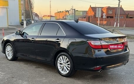 Toyota Camry, 2015 год, 1 990 000 рублей, 6 фотография