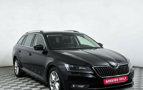 Skoda Superb III рестайлинг, 2017 год, 2 550 000 рублей, 3 фотография