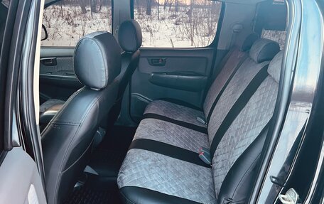 Toyota Hilux VII, 2013 год, 2 560 000 рублей, 17 фотография