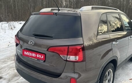 KIA Sorento II рестайлинг, 2013 год, 2 045 000 рублей, 21 фотография