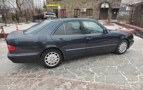 Mercedes-Benz E-Класс, 2000 год, 775 000 рублей, 4 фотография