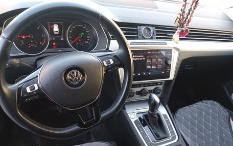 Volkswagen Passat B8 рестайлинг, 2019 год, 2 650 000 рублей, 6 фотография