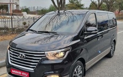 Hyundai Grand Starex Grand Starex I рестайлинг 2, 2020 год, 2 600 000 рублей, 1 фотография