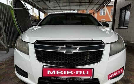 Chevrolet Cruze II, 2011 год, 650 000 рублей, 4 фотография