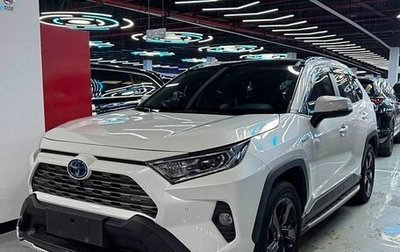 Toyota RAV4, 2021 год, 3 309 000 рублей, 1 фотография