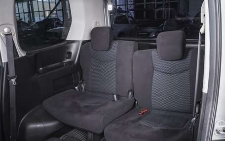 Nissan Serena IV, 2014 год, 1 800 000 рублей, 9 фотография