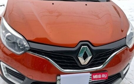 Renault Kaptur I рестайлинг, 2019 год, 1 800 000 рублей, 1 фотография