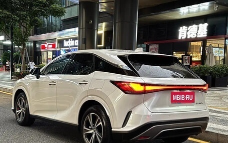 Lexus RX IV рестайлинг, 2023 год, 7 000 850 рублей, 6 фотография