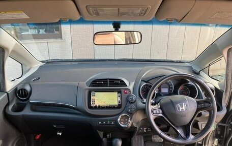 Honda Fit Shuttle I рестайлинг, 2013 год, 890 000 рублей, 12 фотография