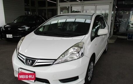 Honda Fit Shuttle I рестайлинг, 2014 год, 905 000 рублей, 11 фотография