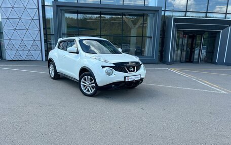 Nissan Juke II, 2011 год, 1 090 000 рублей, 2 фотография