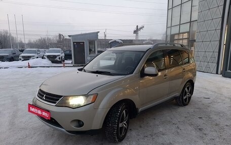 Mitsubishi Outlander III рестайлинг 3, 2007 год, 1 200 000 рублей, 5 фотография