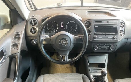 Volkswagen Tiguan I, 2011 год, 1 110 000 рублей, 15 фотография