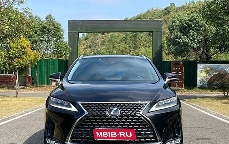 Lexus RX IV рестайлинг, 2021 год, 4 890 000 рублей, 1 фотография