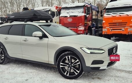 Volvo V90 Cross Country I рестайлинг, 2021 год, 6 000 000 рублей, 10 фотография