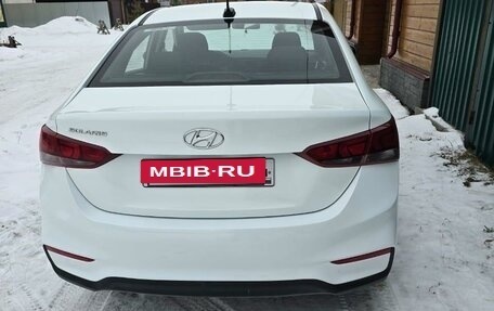 Hyundai Solaris II рестайлинг, 2018 год, 999 999 рублей, 16 фотография